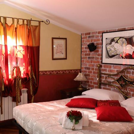 Paoline'S Suite In Villa ฟิวมิชีโน ภายนอก รูปภาพ