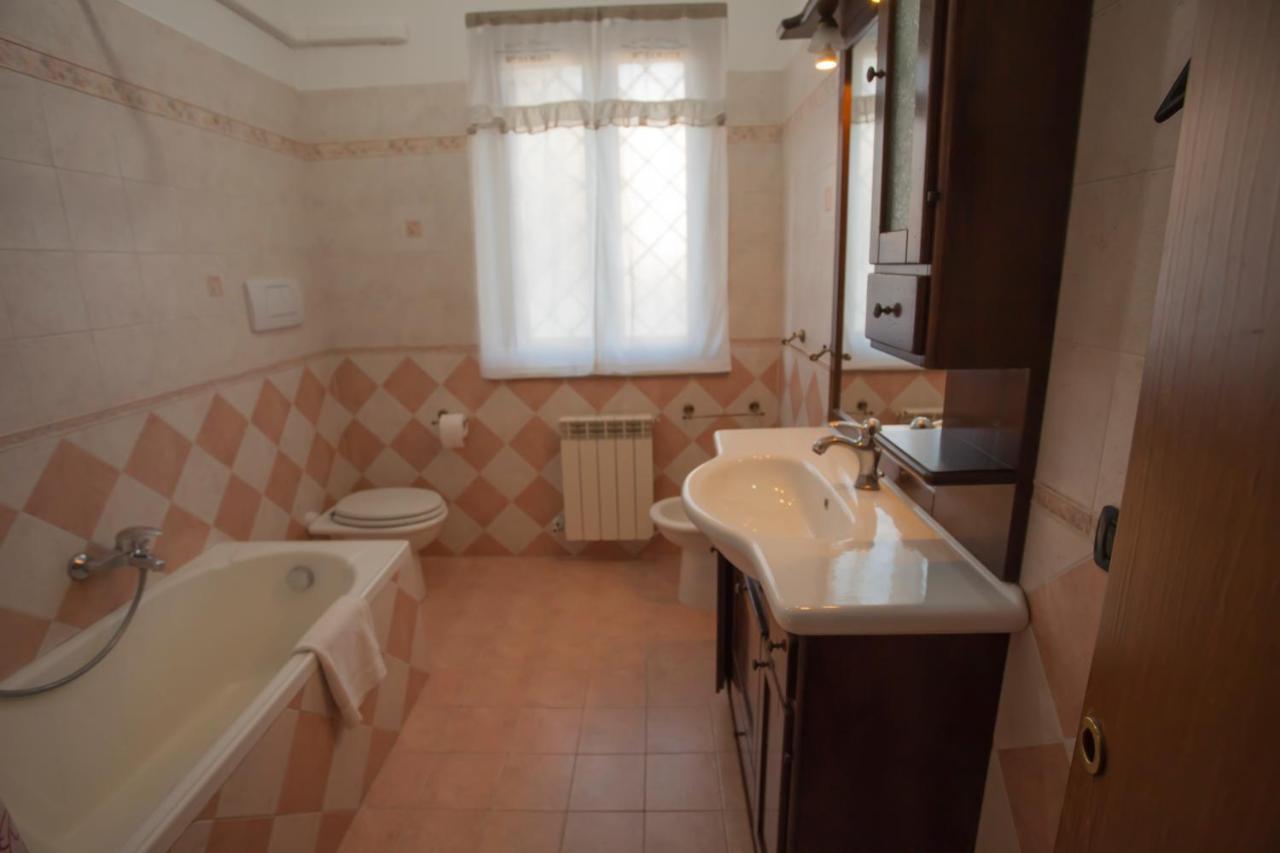 Paoline'S Suite In Villa ฟิวมิชีโน ภายนอก รูปภาพ