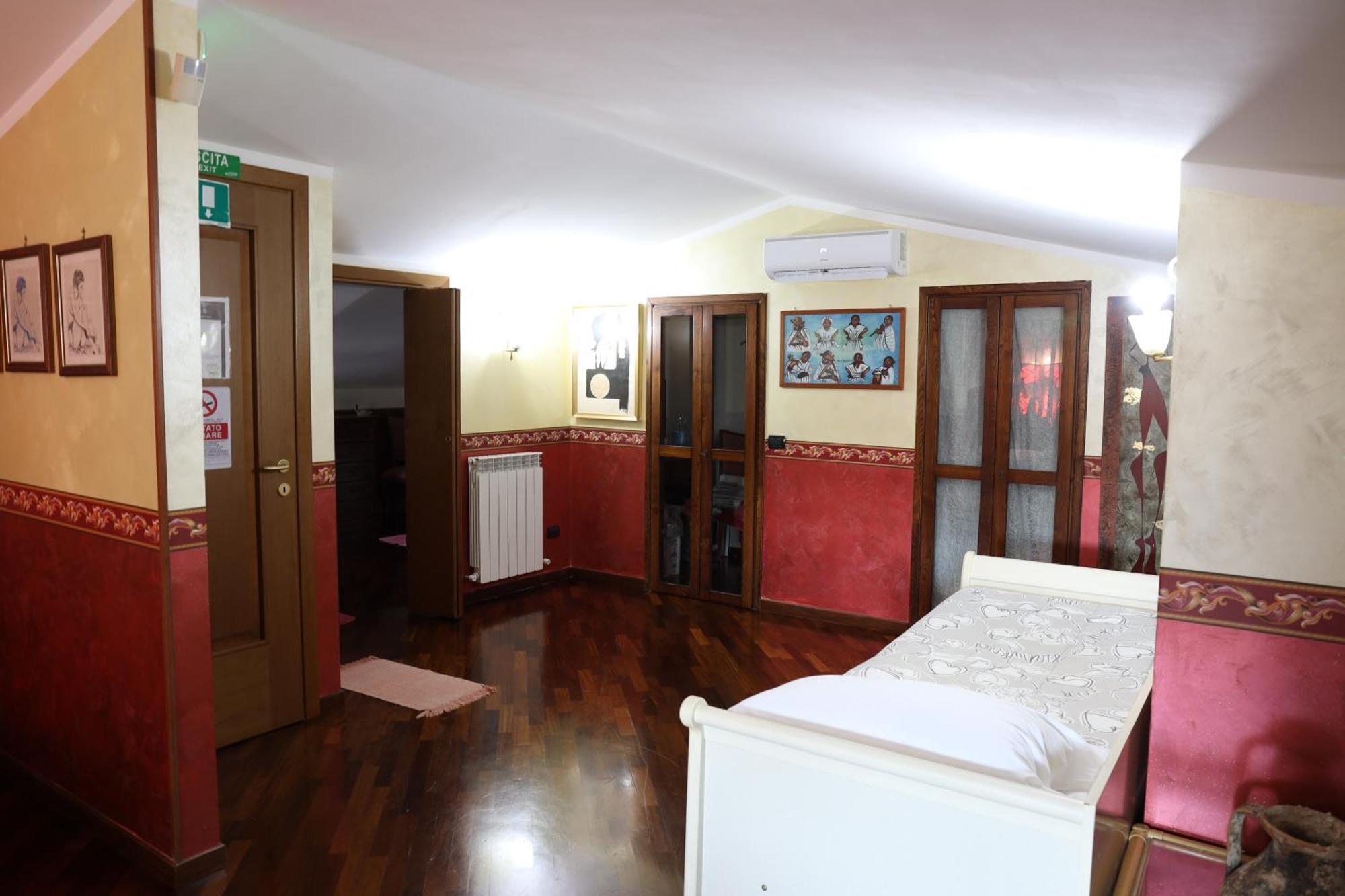 Paoline'S Suite In Villa ฟิวมิชีโน ภายนอก รูปภาพ